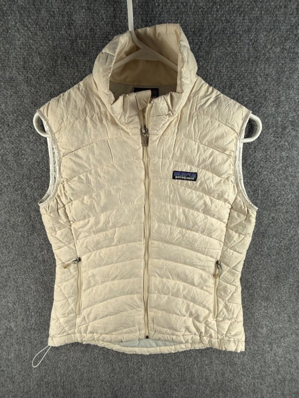 Patagonia Women Down Vest Sleeveless Ivory Full Zip Pockets Small Adjustable